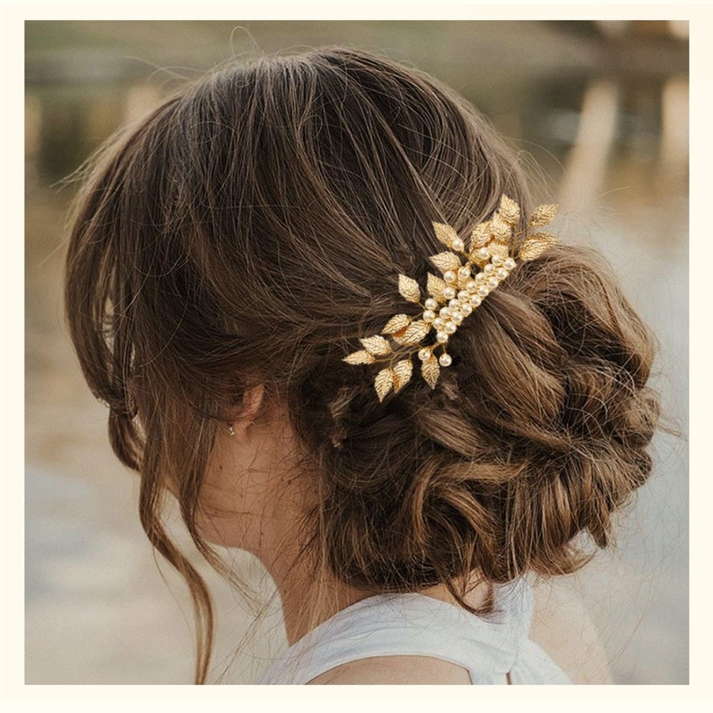Brand New Beautiful Gold Leaf Floral Hairpiece with Faux Pearls
